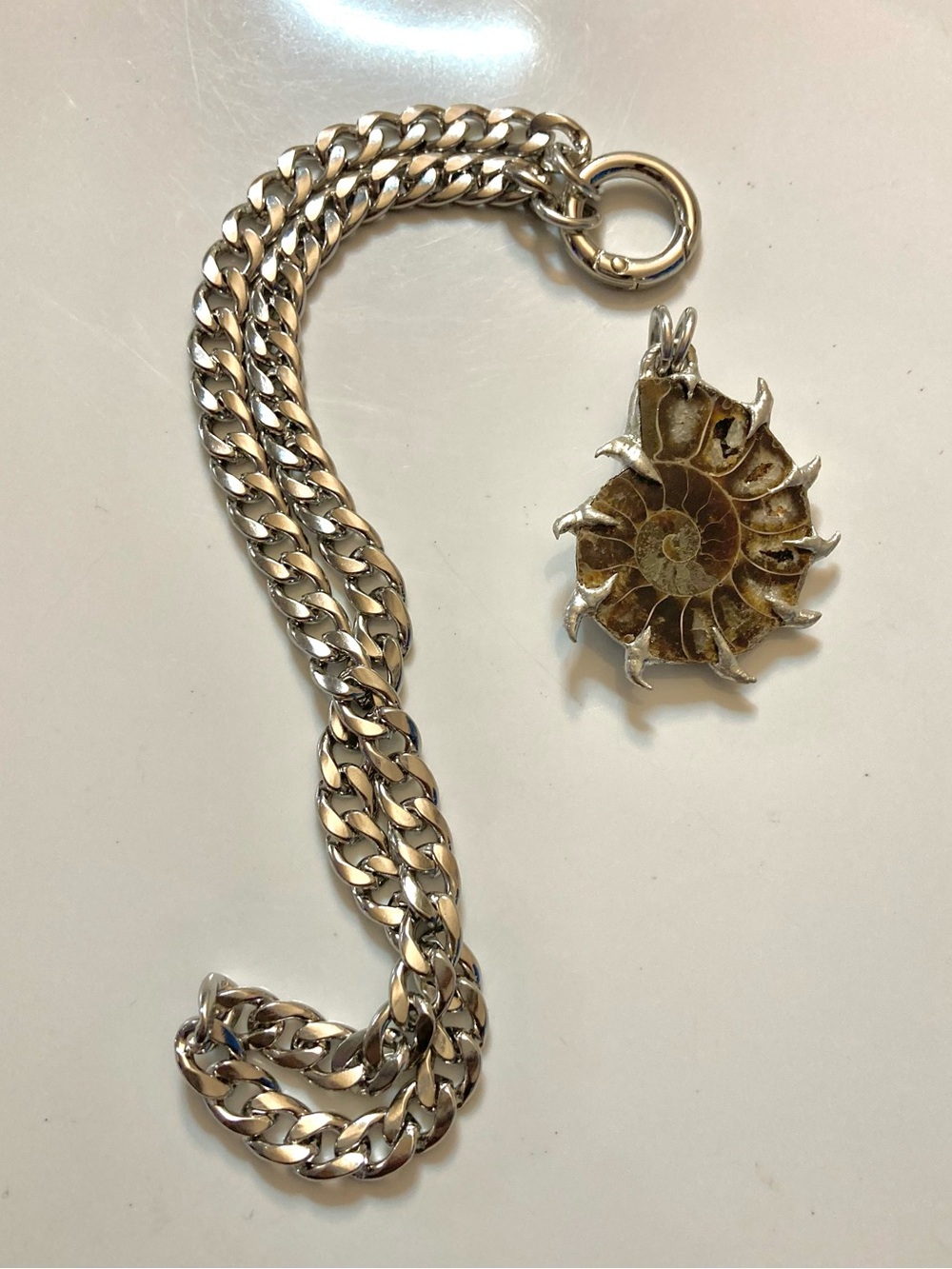Genuine ammonite fossil shell with spikes on cuban chain choker necklace - Picture 7 of 15